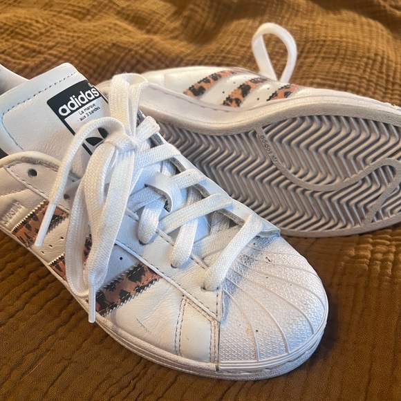 Adidas Superstar - Picture 3 of 3